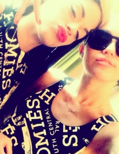 Майли отблизо: Топ 20 Instagram снимки на Miley Cyrus - 21