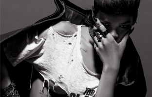 Rihanna за 032c Magazine Fall 2013