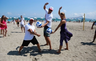 Варна ще е домакин на първия по рода си нощен турнир по плажен волейбол