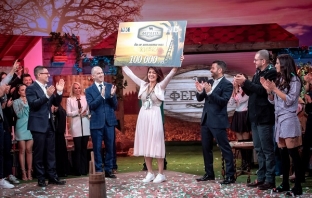 Живка Ролева спечели „Фермата“ 7 и чек за 100 000 лева, по около 60 есемеса пуснаха за Кирил и Мартина