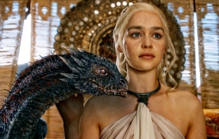 Emmy 2015: Game of Thrones помете всички, за да стане рекордьор на наградите
