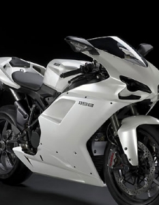 MTT Turbine SuperBike, цена: 180 000 долара