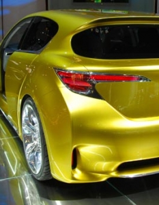 Lexus LF-Ch ConceptСнимка:  Оhgizmo
