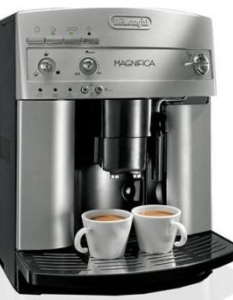  Delonghi EAM 3200 S  

Кафеавтомат Delonghi EAM 3200 S притежава интегрирана кафемелачка  и контейнер за кафе на зърна с капацитет 120 грама. Можете да си регулирате и дължината на кафето. 

Обемът на резервоара за вода е около 2 литра. Разполага с капучино система, дюза за гореща пара. Дизайнът е красив и стилен. Ако можете да отделите достатъчно пари, тази кафемашина е добра инвестиция.

 Цена: 1200 лв.

