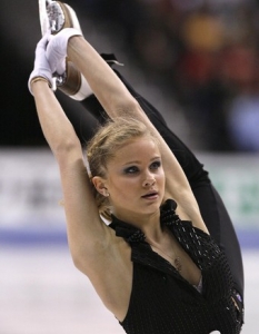Ирина Мовчан
Спорт: Фигурно пързаляне
 Националност:   Украйна