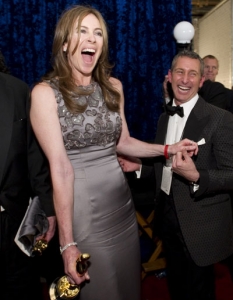 Катрин още не може да осъзнае какво е постигнала...

Снимка: ©A.M.P.A.S.

A тук - кой какво спечели на Оскари 2010 >> 
