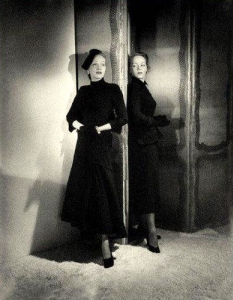  Марлене Дитрих с дъщеря си Мария Рива 
Снимка: Life.com