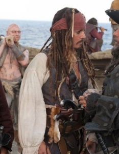 Карибски пирати: В непознати води (Pirates of the Caribbean: On Stranger Tides) - 5