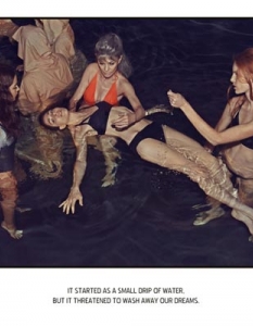 Марка:  The Lake&Stars 
Кампания:  Spring 2011 
Снимка:  FashioniSing