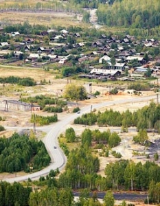  Кислородният дъжд убива всякаква растителност в природата. 

В този случай дъжъдт и вятърът са ужасяваща комбинация за земята около града…
