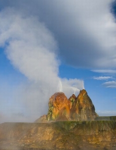 Летящият гейзер (Fly Geyser)  - 2