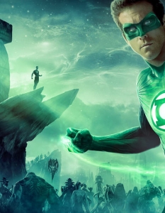 Блокбъстърът "Зеленият фенер" (Green Lantern) на Мартин Кембъл (Martin Campbell), в който Райън Рейнолдс (Ryan Raynolds) спасява света за сметка на брака си със Скарлет Йохансон (Scarlett Johansson), трябва да излезе на екран едва през лятото на 2011 година, но вече се радва на солиден интерес от страна на киноманите. 
Продукцията на Warner. Bros ще се появи във вече задължителния за подобен род филми 3D формат, което до голяма степен гарантира висок резултат и в боксофиса. Залозите се вдигат и от 4, 291, 518 –те посещения на официалния трейлър на филма.

Виж трейлър!
