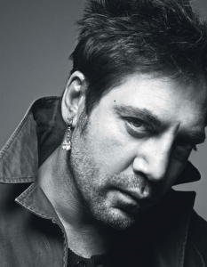 Хавиер Бардем (Javier Bardem) за: 
Първата ми роля беше в The Ages of Lulu, в който играех садомазохист, убиващ хора и създаващ забавни оргии. Не може да отречете, че съм методичен актьор – опитвам се да участвам във всяка една оргия по света.
 