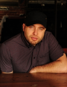 Мартин Михайлов е шеф на столичния клуб "Строежа" и организатор на концерти на български и чуждестранни музиканти.