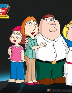 Family Guy (2005)
Популярният анимационен ситком Family Guy на Сет Макфарлън (Seth MacFarlane) може и да е сред най-успешните продукции в жанра, но определено е имал своите трудни моменти.
FOX го спира след три сезона, но феновете започват да изкупуват сериите на DVD, а отделно епизодите започват да се излъчват и от други канали като Cartoon Network. Така с помощта на зрителите продуцентите преосмислят решението си и молят Макфарлън да поднови Family Guy.