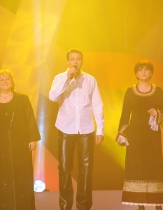 Боян Михайлов изпълнява "Нестинари" по време на финала на "Българската песен на Евровизия 2011" на 23 февруари в зала 1 на НДК.
