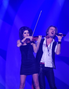 Jakob изпълнява Wicked Way Of Love по време на финала на "Българската песен на Евровизия 2011" на 23 февруари в зала 1 на НДК.