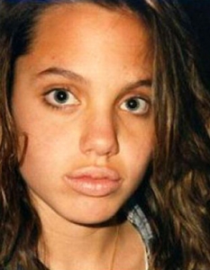 Анджелина Джоли - от бебе до днес - 2