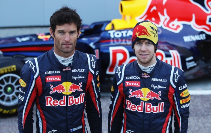 Red Bull Racing. Водещият отбор на магната Дитрих Матешиц разчита най-много на инерцията от предходния сезон, когато спечелиха както отборната, така и индивидуалната награда. Демонстриралият огромно израстване само за няколко години тим (дебютът им е преди точно 6 години на същата писта) е твърдо решен да запази лидерската си позиция и тази година, за което разчита на новия си болид RB7 с двигател на Рено, дело на брилянтния конструктор Ейдриън Нюи (Adrian Newey). Правилното използване на новите технологии и шаси обаче е изцяло в ръцете на пилотите им – непроменения от миналата година тандем Себастиан Фетел/ Марк Уебър, които с течение на времето превъзмогнаха различията си и към момента са може би най-стабилната двойка пилоти в надпреварата.