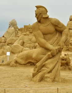 Фестивал на пясъчните фигури в Бургас - "Холивудски герои" - 1