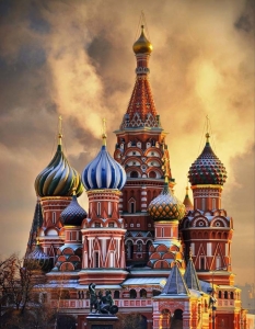 Храм "Свети Василий Блажени" на Червения площад в Москва - 2