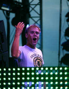Armin van Buuren на Solar Summer Festival 2011 - 2