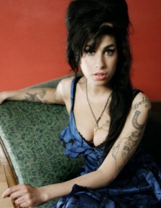 Ейми Уайнхаус (Amy Winehouse) - 6