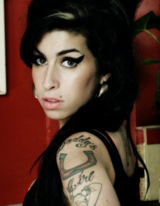 Ейми Уайнхаус (Amy Winehouse) - 8