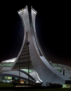 15. Olympic Stadium (Монреал, Канада)
Каним Ви на една незабравима разходка по           света! Представяме ви някои от най-интересните, атрактивни и          причудливи  архитектурни забележителности - поредно безспорно          доказателство за  безграничното въображение и несравним талант на          хората, оставящи своята  индивидуалност и неповторима следа в  редица         градове по цялото земно  кълбо.
