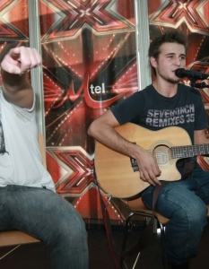 Финалистите от X Factor на среща с фенове - 9