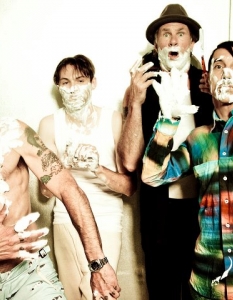 Red Hot Chili Peppers - 10