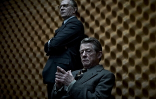 Дама, поп, асо шпионин (Tinker Tailor Soldier Spy)