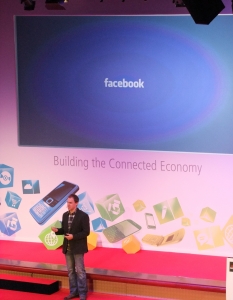 В лекционната програма на Mobile World Congress 2012 една от най-интересните презентации бе на Брет Тейлър - CTO на Facebook