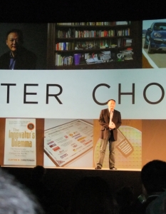 Дойде ред и на събитието на HTC. Лично Peter Chou се качи на сцената, за да представи най-новите модели на тайванската компания