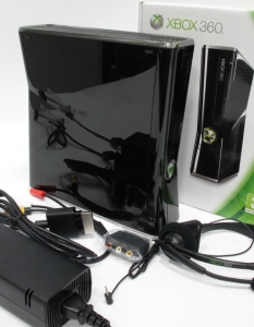 Xbox 360 - 4