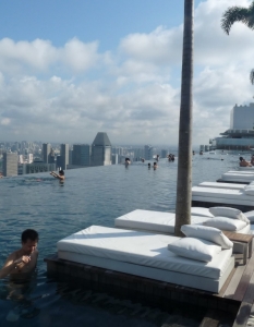 В Сингапур има басейн в небето - SkyPark в Marina Bay Sands - 7