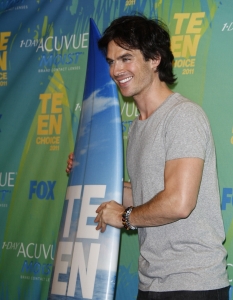 Иън Съмърхолдър (Ian Somerhalder) - 19