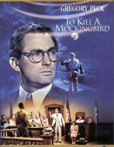 To Kill a Mockingbird (1962)
Отличеният с Пулицър роман на Харпър Лий – "Да убиеш присмехулник", напълно заслужено печели три Оскара, включително за главна мъжка роля за адвоката Атикус Финч, изигран от Грегъри Пек. 
Макар книгата и филмът да са създадени преди повече от 50 години, те все още са актуални и също толкова грабващи, колкото и при излизането си.