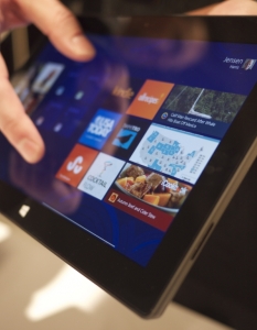 Microsoft Surface Tablet - 1