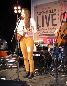 The Staves – едно съвременно и елегантно звучене на британската фолк музика.