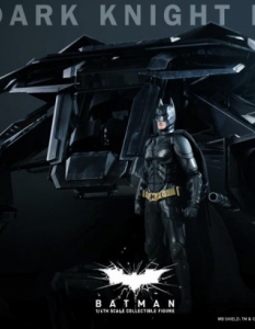 The Dark Knight Rises - Batman/Bruce Wayne Accurate Action Figure - 1