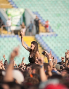 Sofia Rocks 2012: Ugly Kid Joe, Within Temptation, Kaiser Chiefs, Guns N