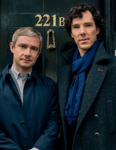 Шерлок Холмс (Sherlock)
Сериалът на BBC Sherlock притежава всичко необходимо, за да впечатли не само феновете на криминалния жанр - динамично действие, изненадващи обрати, оригинални идеи и страхотни актьори. Главните роли са поверени на Бенедикт Къмбърбач (Benedict Cumberbatch) и Мартин Фрийман (Martin Freeman).