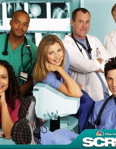 "Смешно отделение" (Scrubs)Още едно доказателство, че медицината може да е забавна. Scrubs е комедиен сериал, който се доближава до пародия на лекарските драми. Действието е съсредоточено около живота на група бъдещи хирурзи и пречупено през гледната точка на един от тях - Джей Ди. Ролята е поверена на Зак Браф (Zach Braff), а болницата, в която се развива действието, носи достатъчно показателното име - Sacred Heart.