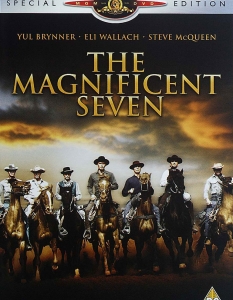 The Magnificent Seven ("Великолепната седморка")
Seven Samurai на Акира Куросава безспорно е един от най-добрите филми в киното и е вдъхновение за не един и два римейка. Със сигурност един от най-запомнящите се обаче е уестърн класиката на Джон Стърджис (John Sturges). 
Подобно на оригинала, The Magnificent Seven събира седем брилянтни стрелци, които са наети да защитят мексиканско село от нападения. Всеки от седморката е наистина невероятен и със своя собствена харизма, а епичните престрелки са пълни с напрежение, което вече рядко се вижда на големия екран.
