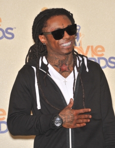 Lil Wayne - 40 178 347 почитатели
 