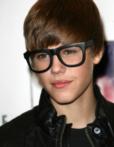 Justin Bieber - 46 109 672 почитатели
 