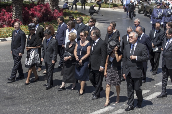 Чуждестранни посланици по време на погребението на бившия премиер на Малта, Дом Минтоф, в Ла Валета на 25 август 2012 г.