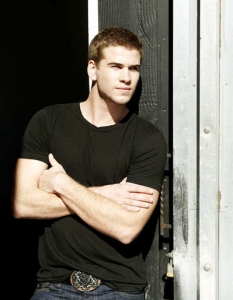 Лиъм Хемсуърт (Liam Hemsworth) - 8