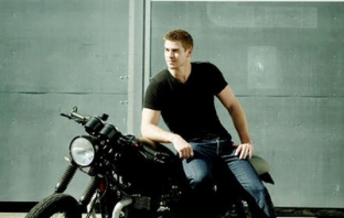 Лиъм Хемсуърт (Liam Hemsworth)